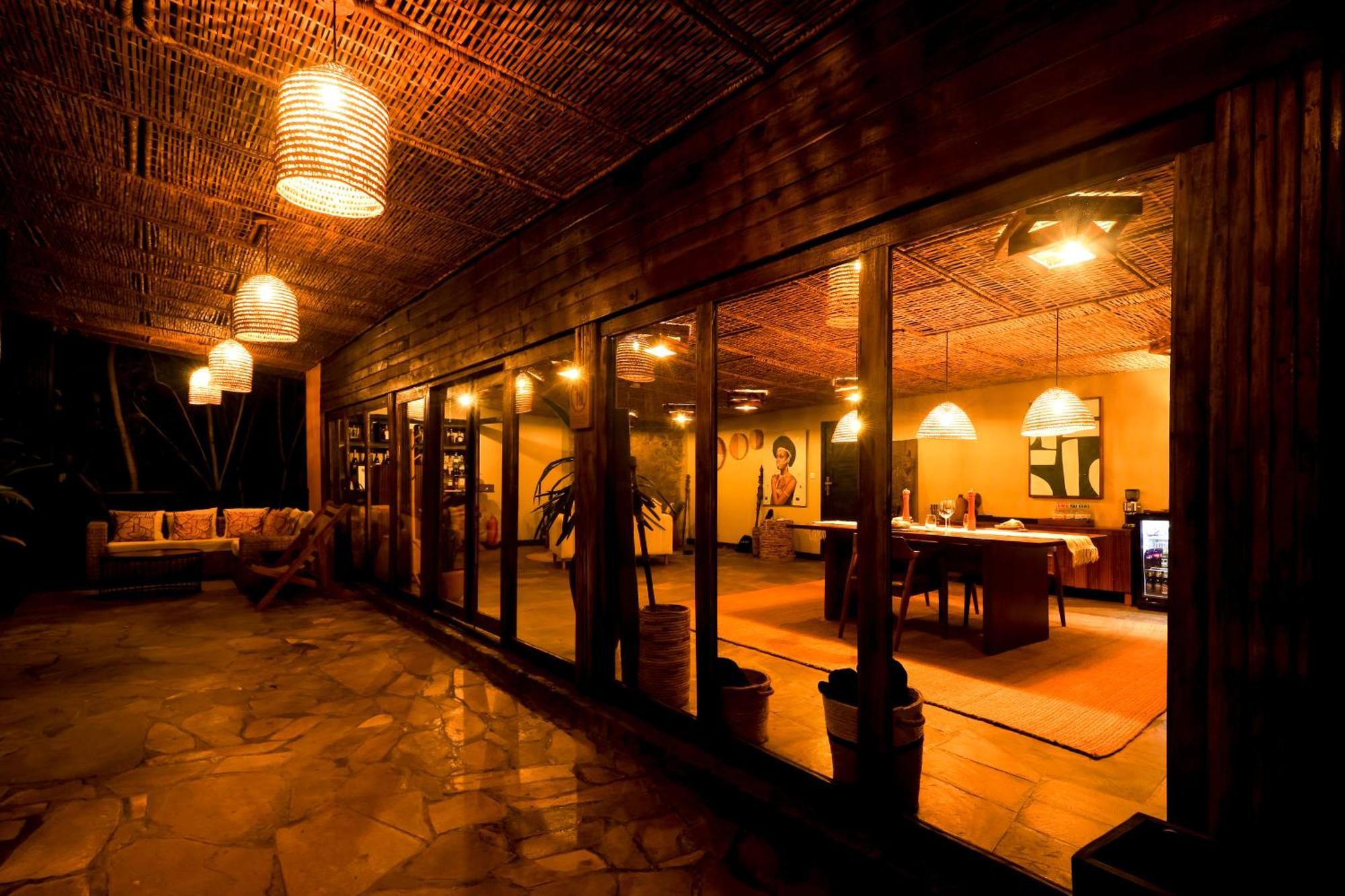 Sambora Kinigi Villa Екстериор снимка